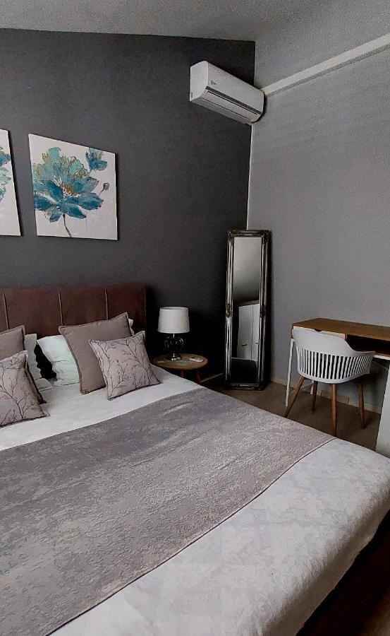 Apartaments Victoria Porec Esterno foto