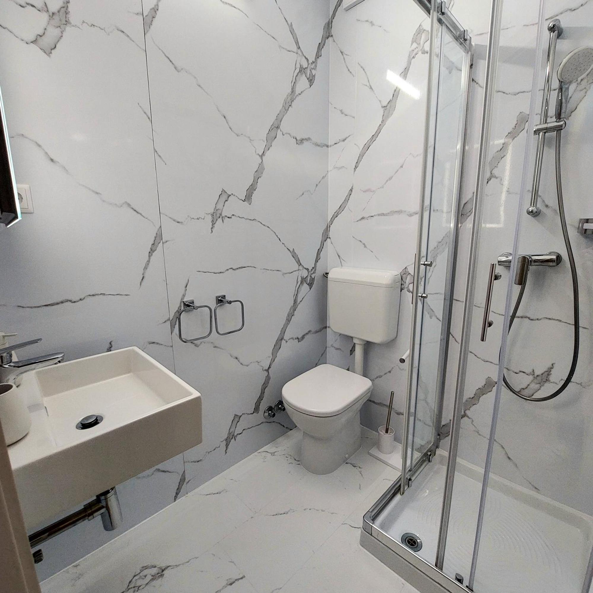 Apartaments Victoria Porec Esterno foto